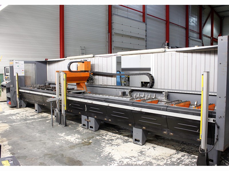 Centre de percage - taraudage TK-427