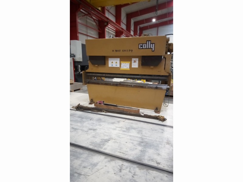 Presse plieuse hydraulique conventionnelle 906BH