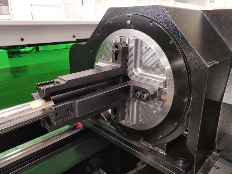 découpe laser fibre pour tube et profilé LT200/300