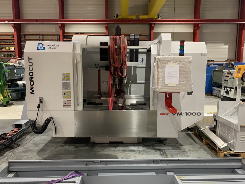 Centre d’usinage vertical 3 axes VM1000