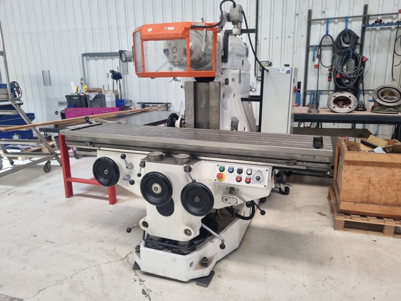 Fraiseuse conventionnelle MU6 + variateur