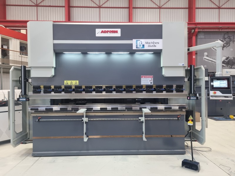 Presse plieuse hydraulique à commande numérique APHE 32160