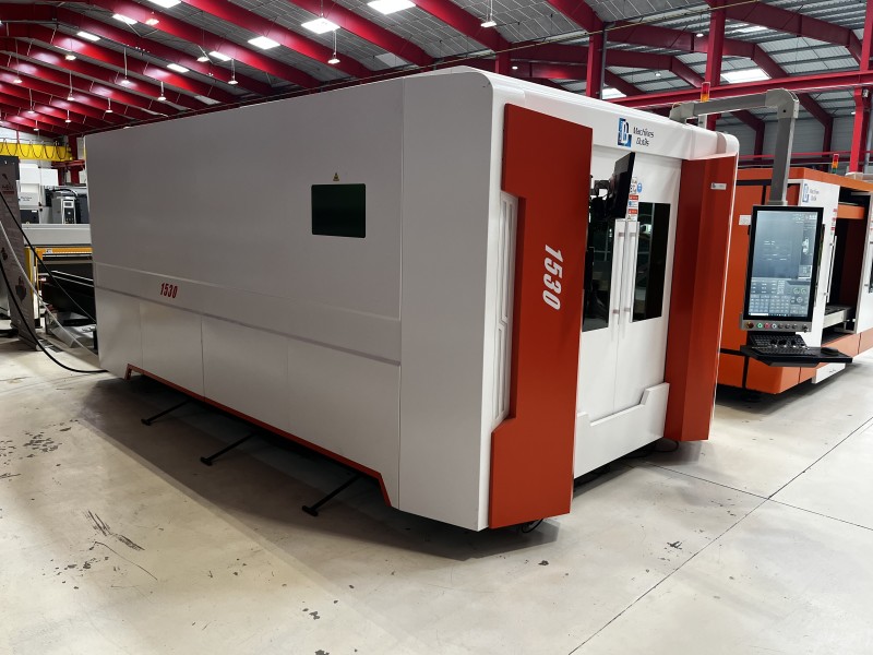 table de découpe laser fibre pour la tôle LTO 1530