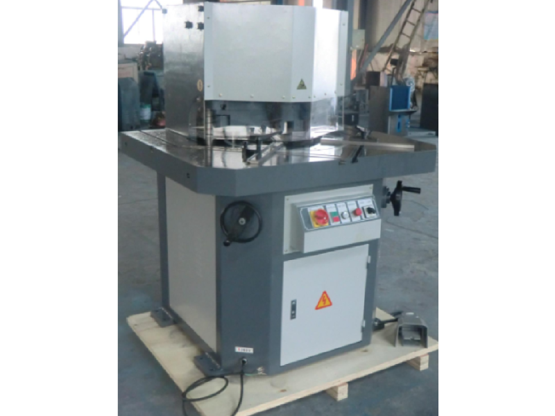 Encocheuse QX28Y - 200x4