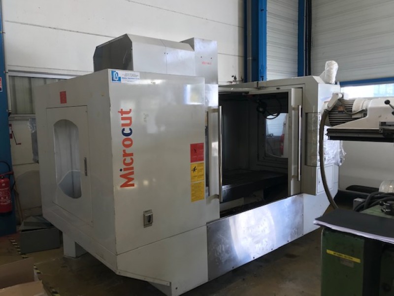 Centre d’usinage vertical 3 axes MM1000