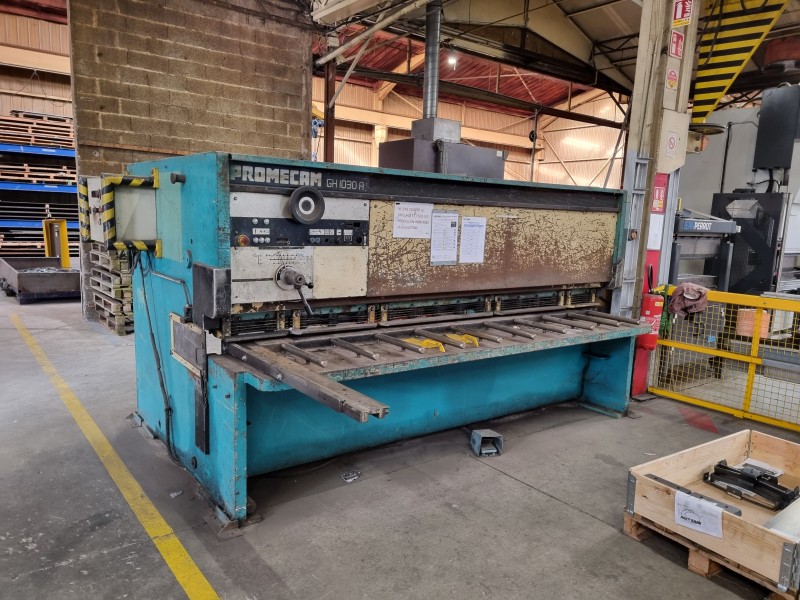Cisaille hydraulique PROMECAM GH 030A