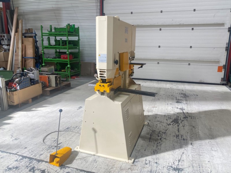 Poinçonneuse cisaille universelles à deux vérins Hydracrop 50