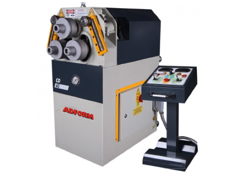 Cintreuse à galets CO40