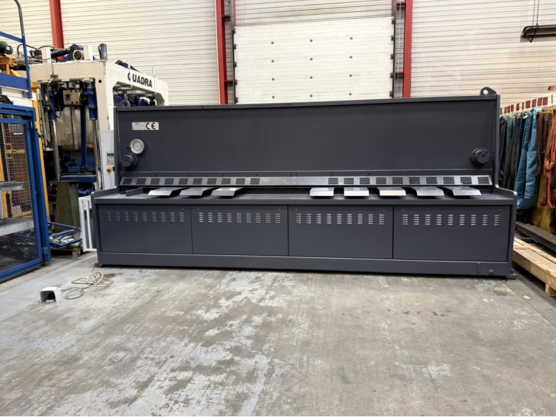 Cisaille hydraulique HST-C 40/8