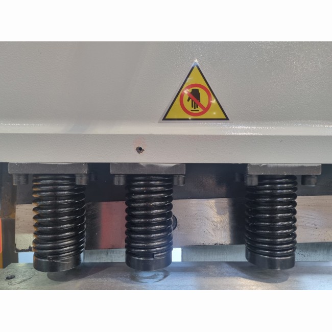 C (2000x12 à 4000x20)