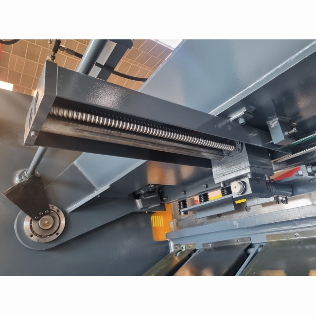 C (2000x12 à 4000x20)