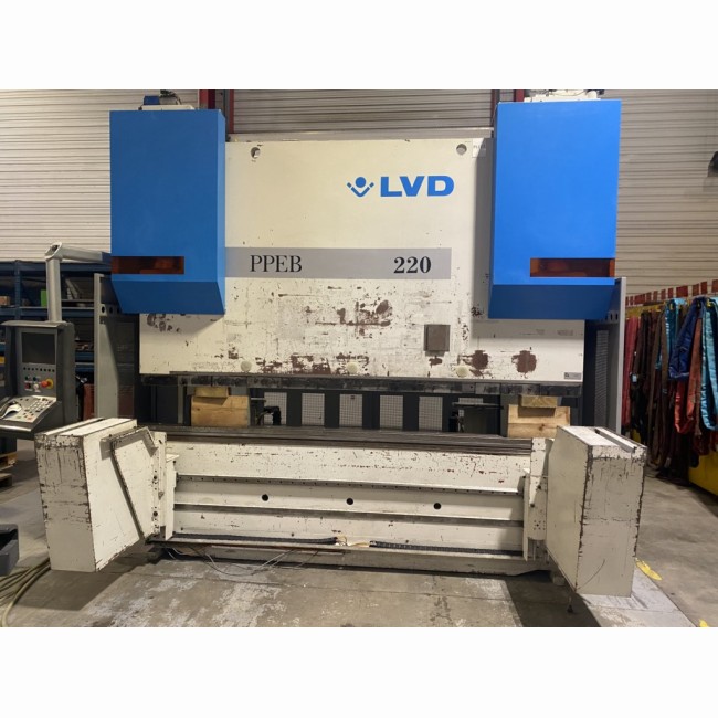 Plieuse CN occasion LVD type PPEB 220/30 CAC-CNC