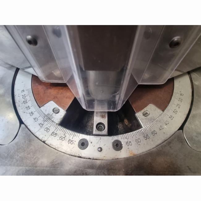LC 1025 (angle variable)