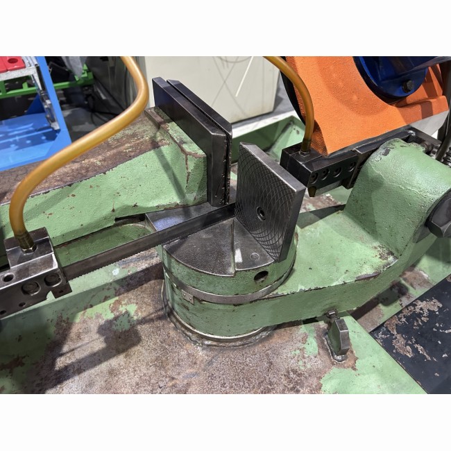 Scie à ruban d'occasion FMB TRITON