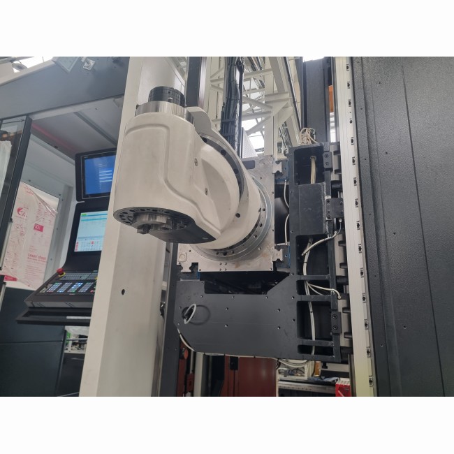 Fraiseuse banc fixe FENIX ( X: 4500 / Y: 1250 à 1500 / Z: 1500 à 3000)