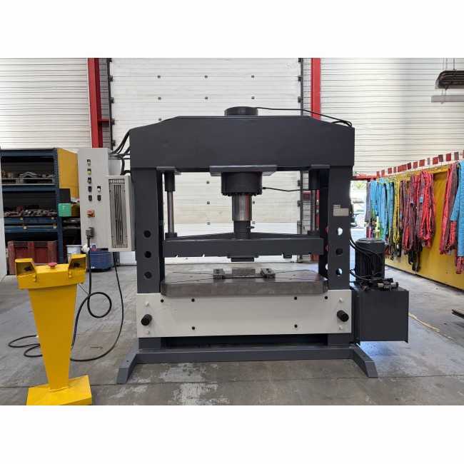 Presse hydraulique occasion SAHINLER 