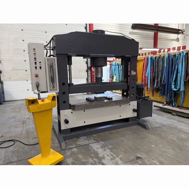Presse hydraulique occasion SAHINLER 